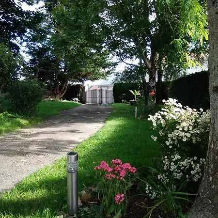 לינה וארוחת בוקר Les Cles Du Parc Combrand