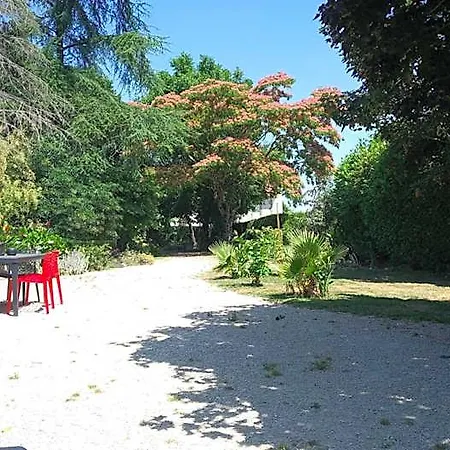 Les Cles Du Parc 3* Combrand