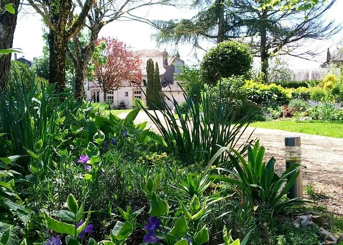 Couette-café Les Clés Du Parc Combrand